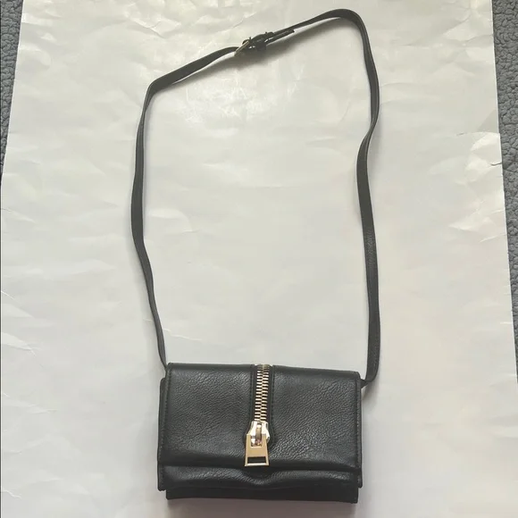 Sergio Feretti Zip Clutch Black Leather Crossbody Bag - Picture 2 of 6